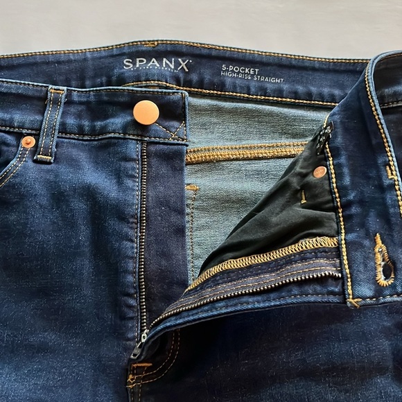 Spanx High Rise Straight Jeans Size 32 - Picture 16 of 16